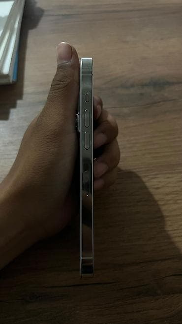 Уюлдук телефондор жана аксессуарлар: 📱 Продаю iPhone 14 Pro 256 ГБ ✨ Отличное состояние 🔋 Ёмкость — 4