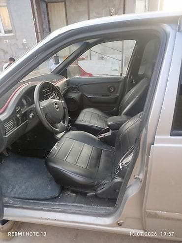 Daewoo Nexia: 2011 г., 1.5 л, Механика, Бензин, Седан — 2