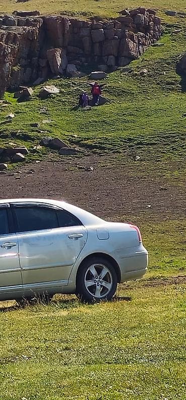 армянский авто: Toyota Avensis: 2004 г., 2 л, Автомат, Бензин, Седан — 2