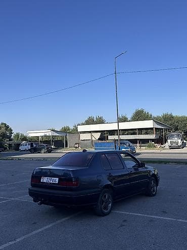 вент выход: Volkswagen Vento: 1993 г., 1.8 л, Механика, Бензин, Седан — 6