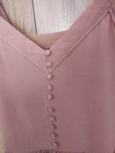 second hand: Нежный, модный новый топ. Подойдёт под любой образ. Для любительниц — 2