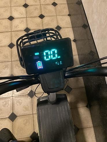 скутер магазин: Электроскутер городского типа с сиденьем и корзиной Идеален для — 1