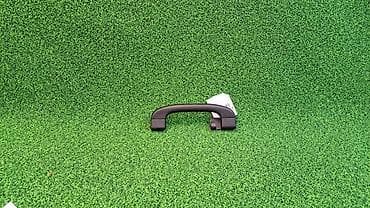 bmw e20: Ручка салона потолочная задн левая Е60 7 033 659 Год 2002 В отличном — 1