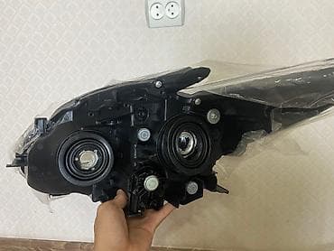 дубл: Передняя правая фара Toyota Новый, Аналог — 3