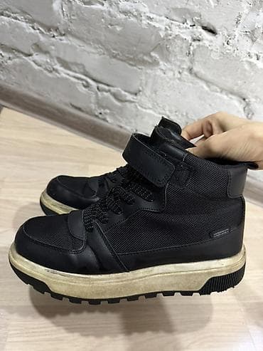 Кроссовки и спортивная обувь: Высокие кроссовки/ботинки, черные, размер EU 38 (US 6, CN 240) — 1