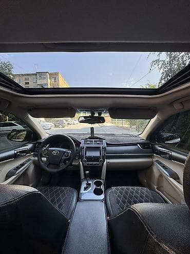 Toyota Camry: 2013 г., Гибрид — 8