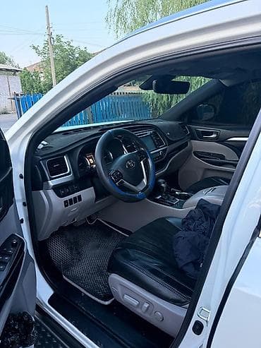 range rower: Toyota Highlander: 2018 г., 3.5 л, Автомат, Кроссовер — 3