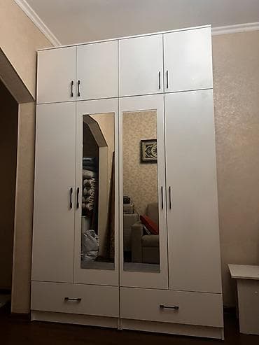 Белый распашной шкаф-купе для спальни/прихожей с модульной