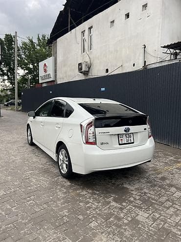 toyota crown бампер: Toyota Prius: 2014 г., 1.8 л, Автомат, Гибрид, Лифтбек — 3