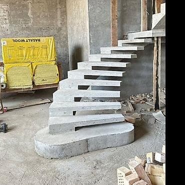 стойки монолитные: Бетонная лестница Для дома, Форма лестницы: Прямая — 3