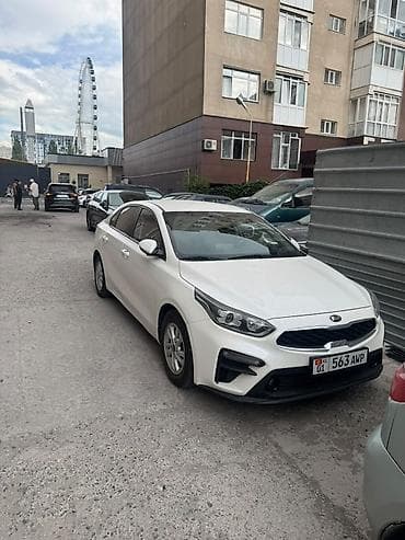 bme e34: Kia Cerato: 2020 г., Автомат, Седан — 4