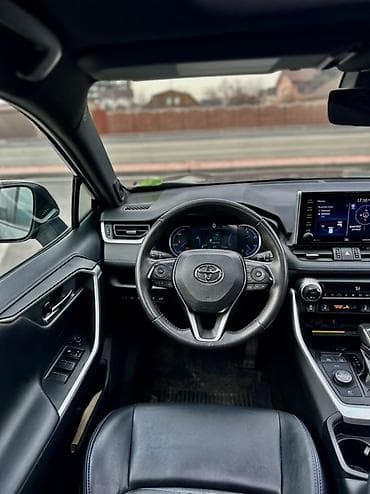 продам рав 4 гибрид: Toyota RAV4: 2020 г., 2.5 л, Вариатор, Гибрид, Кроссовер — 8
