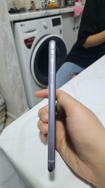 iphone 12 red: IPhone 11, Б/у, 64 ГБ — 2