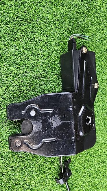 е61: Замок багажника BMW 2005 г., Б/у, Оригинал, Германия — 2