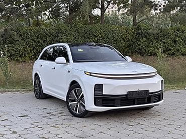 suzuki lets: Lixiang L7: 2024 г., 1.5 л, Автомат, Гибрид, Кроссовер — 1