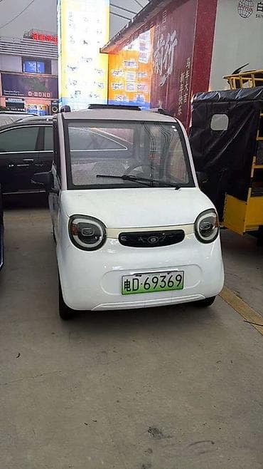 Microcar : 2026 г., 0.4 л, Автомат, Электромобиль, Минивэн