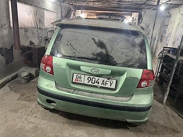 кия рио 2013: Hyundai Getz, хэтчбек, зеленый цвет, 5 дверей. Автомобиль частично — 1