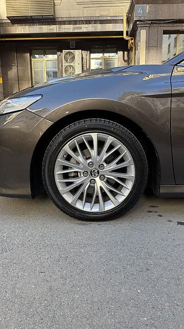 prius 30: Toyota Camry: 2018 г., 2.5 л, Автомат, Бензин, Седан — 3