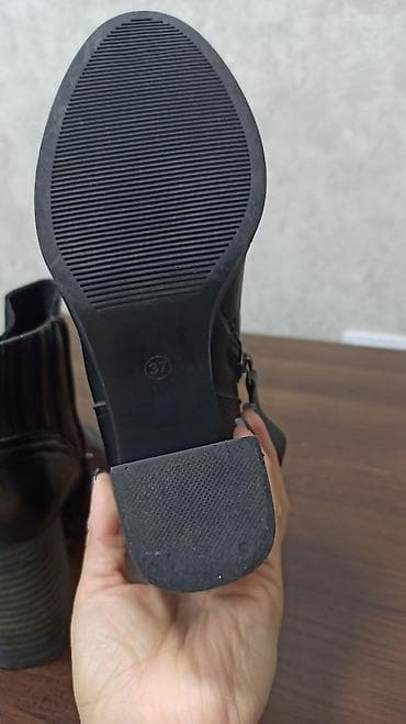 Оксфорды: Кожаные ботильоны б/у, Турция, флисовое утепление внутри, состояние — 6