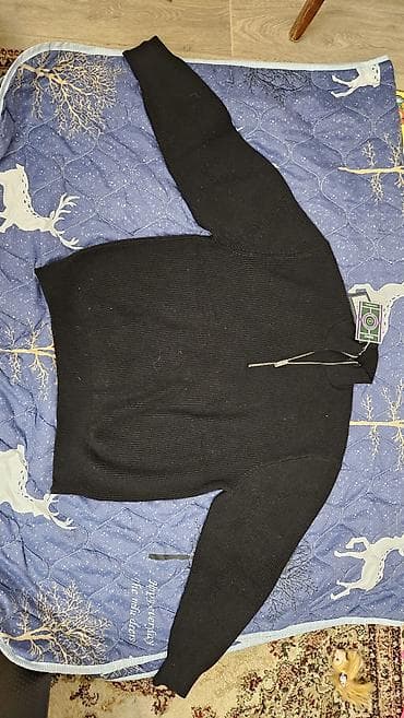 nike tech flece: Продаётся мужской полузамок. Хлопок. Размер M большомерка. Состояния — 4