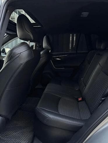 id 4: Toyota RAV4: 2020 г., 2.5 л, Вариатор, Гибрид, Кроссовер — 1