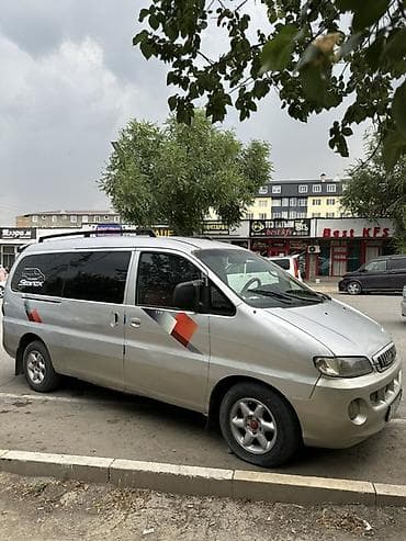 Hyundai Starex: 1999 г., 2.5 л, Механика, Дизель, Минивэн