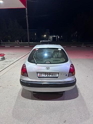 lexus 2015: Toyota Corolla: 1998 г., 1.3 л, Механика, Бензин, Хэтчбэк — 4