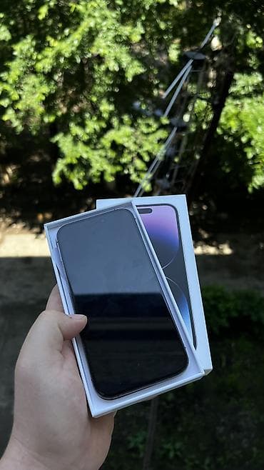 IPhone 14 Pro, Б/у, 256 ГБ, Deep Purple, Защитное стекло, Чехол, Кабель, 79 %