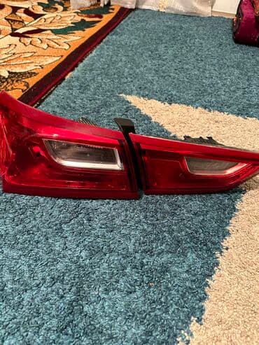 расширитель арок: Комплект стоп-сигналов Chevrolet Cobalt 2017 г., Б/у, Оригинал, США — 2