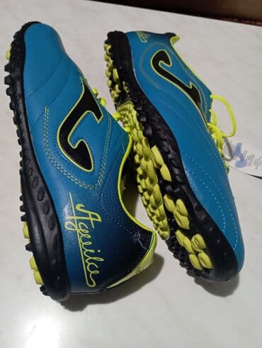 белые кросовки: Продаю новые сороконожки Joma.отличное качество,не подошёл размер — 4