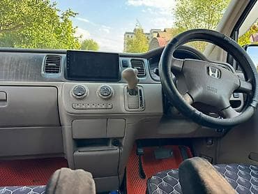 Honda Stepwgn: 2001 г., 2 л, Автомат, Бензин, Минивэн at lalafo.kg Honda Stepwgn: 2001 г., 2 л, Автомат, Бензин, Минивэн