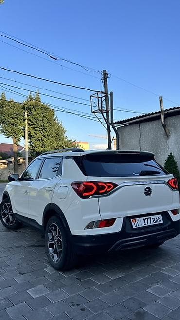 Продажа авто: Ssangyong Korando: 2021 г., 1.5 л, Автомат, Бензин, Кроссовер — 4