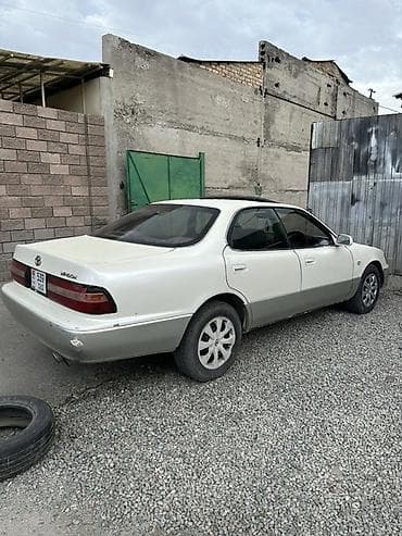 б в: Toyota Windom: 1995 г., 2.5 л, Автомат, Бензин, Седан — 4