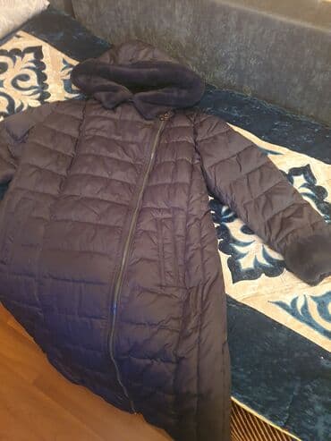 спортивные пуховики: Новое зимнее пальто био-пух . Производство Италия.Капюшон и манжеты — 21