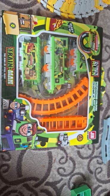 Набор детских игрушек (разные позиции на фото): - Игровой набор