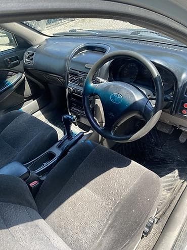 mini kuper: Toyota Caldina: 2000 г., Автомат, Бензин, Универсал — 9