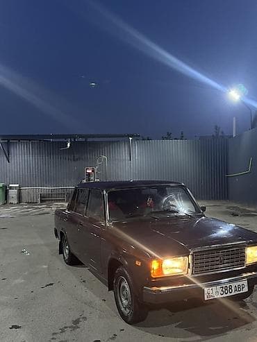 lada 2113: ВАЗ (ЛАДА) 2107: 2009 г., Механика, Бензин, Седан — 2