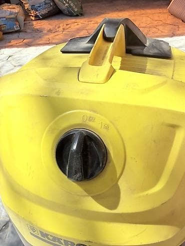 стар: Пылесос для сухой и влажной уборки Karcher WD 4 Premium - Модель: WD — 1