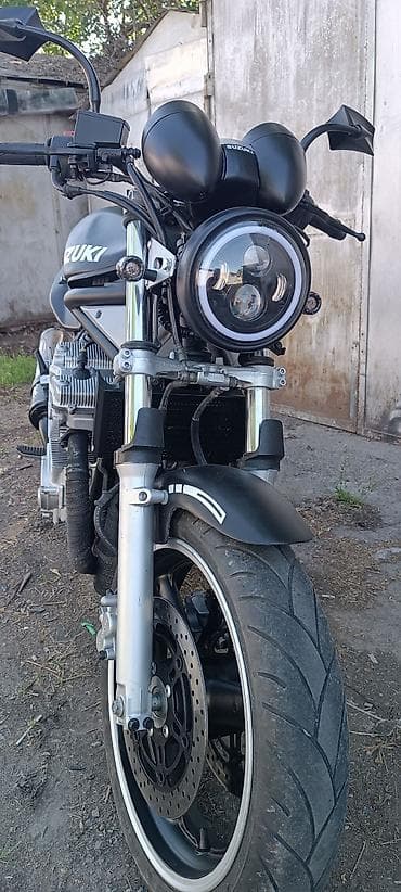 Мотоциклы: Naked Suzuki, 600 куб. см, Бензин, Взрослый, Б/у — 2