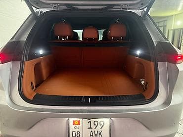 купить hyundai sonata гибрид: Lixiang L6: 2024 г., 1.5 л, Автомат, Электромобиль, Кроссовер — 3