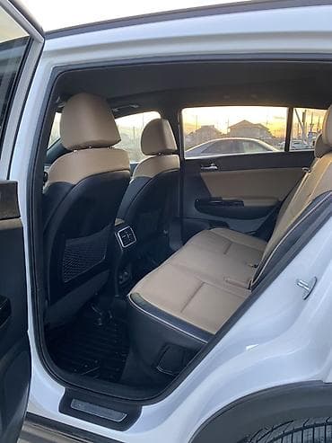 Kia: Kia Sportage: 2022 г., 2 л, Автомат, Бензин, Кроссовер — 7