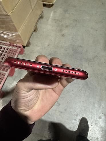 iphone се: IPhone SE 2020, Б/у, 64 ГБ, Красный, 76 % — 7