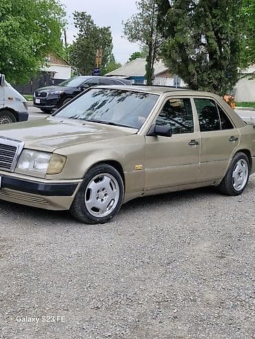 ом 646: Mercedes-Benz W124: 1992 г., 2 л, Механика, Бензин, Седан — 3