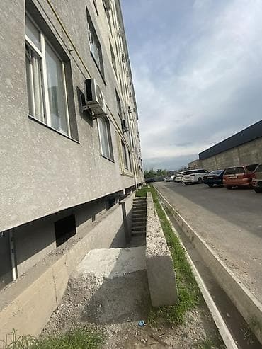 Кыймылсыз мүлк: Помещение в цоколе/соколе жилого дома Описание: - Отдельный вход с — 3