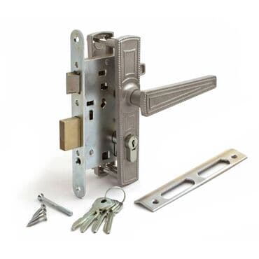 мастер по ремонту деревянных дверей: Замок: Ремонт, Реставрация, Замена — 1