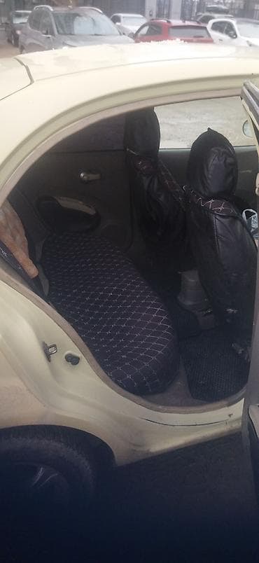 Унаа сатып алуу: Nissan Март: 2004 г., 1.3 л, Автомат, Газ, Хетчбек — 6