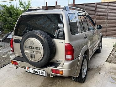бак бенза: Suzuki Grand Vitara: 2004 г., 2.5 л, Механика, Бензин, Кроссовер — 3