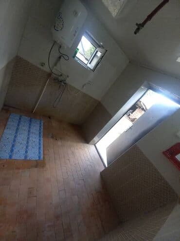 квартира дом бишкек: 2 бөлмө, 55 кв. м, Хрущевка, 1 кабат — 9