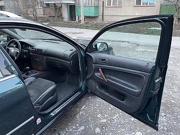 volkswagen passat автомобиль: Volkswagen Passat Variant: 2003 г., 2 л, Механика, Универсал — 10