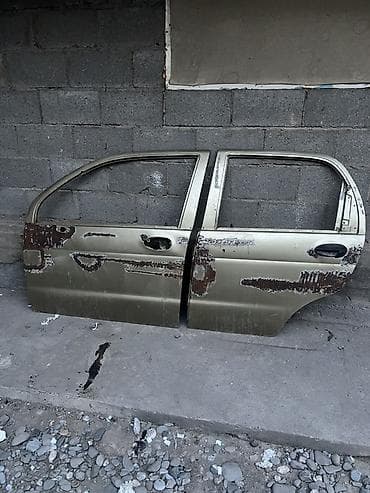 Дверь Комплект Daewoo, Б/у, Оригинал at lalafo.kg Дверь Комплект Daewoo, Б/у, Оригинал